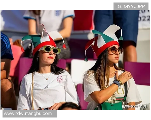 巴西足球明星太太团的魅力与风采揭秘，让我们走近她们的精彩生活与时尚选择